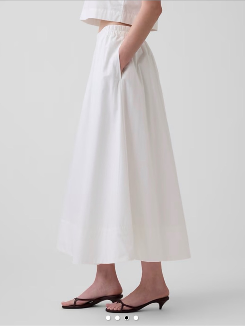 GAP White Maxi Skirt with Elastic Waist and Pockets